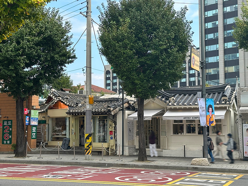 안국역 옥외광고 최신 트렌드 소개