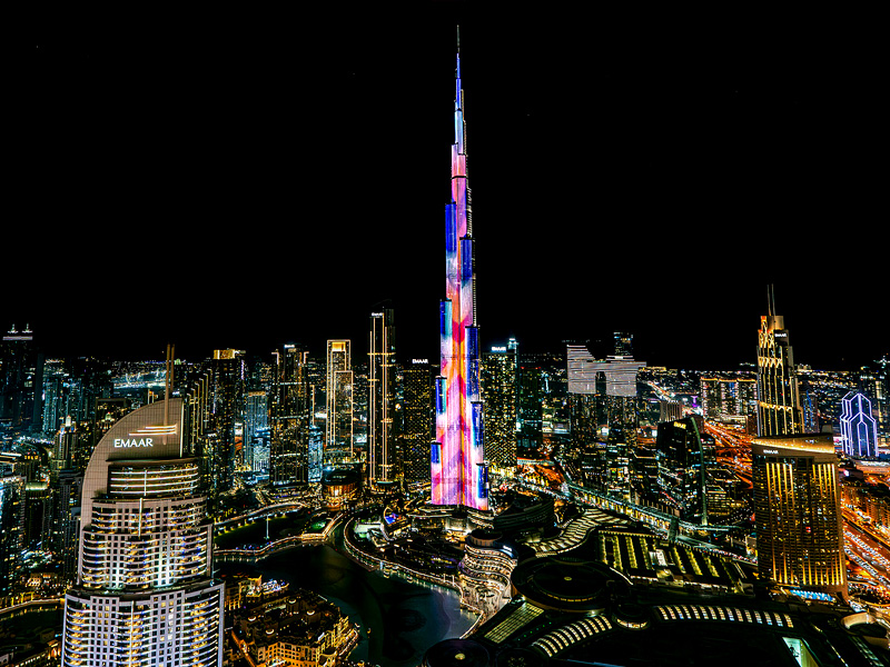 두바이 부르즈할리파 연말 옥외광고